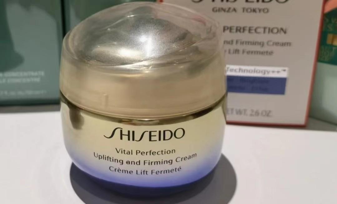 适合30+女人的“宝藏面霜”：资生堂滋润保湿，雅诗兰黛提拉紧致（资生堂面霜好用还是雅诗兰黛面霜好用）