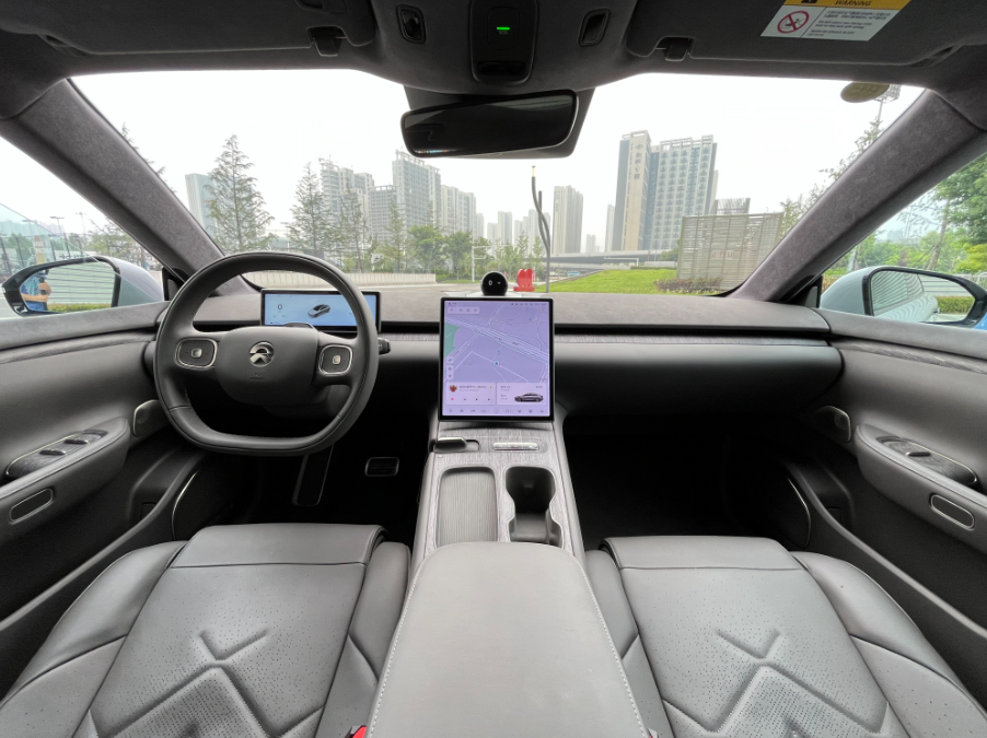 取消免费换电，全系降价3万元，“绝不降价”的蔚来撑不住了？-蔚来免费换电要电费吗现在