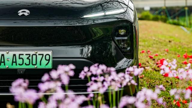 全系降价3万，啪啪打脸！蔚来终于放下包袱了？-蔚来降价了吗现在