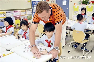 杭州国际高中及招生要求一览（穷人家庭留学哪国好）