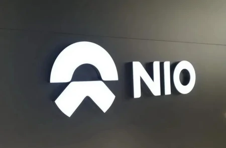 新能源车企大多还在亏损，新能源车型却纷纷降价，不怕亏得更多？-新能源汽车跌价