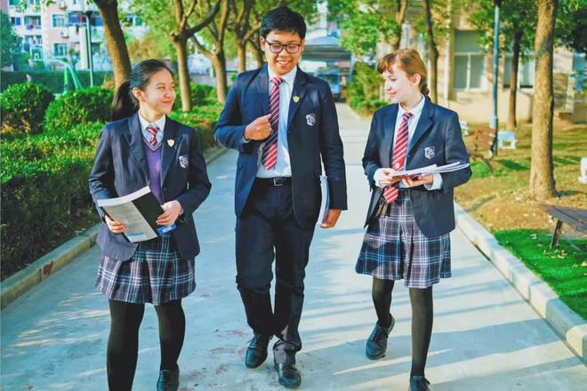 超全！世外、领科、交附IB、光华剑桥等25所热门国际高中招生启动（世外高中国际部录取分数线）