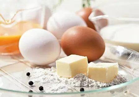 这60种奶粉营养成分，不是每个妈妈都知道……-奶粉60种营养成分及作用及功效