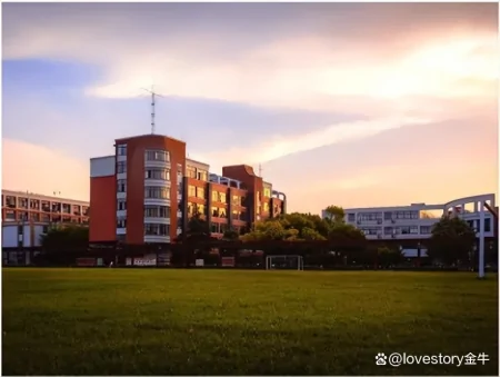 名校之上海交大附中IB春、秋季招生时间、一对一小班课及升学成果（上海交通大学附属中学ib课程中心）