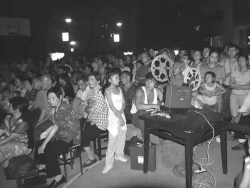 1968年出生，属猴，和同龄人一起，穿越回到八十时代看看吧-68年属猴的命好吗