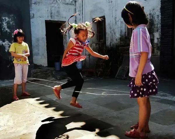 1968年出生，属猴，和同龄人一起，穿越回到八十时代看看吧-68年属猴的命好吗