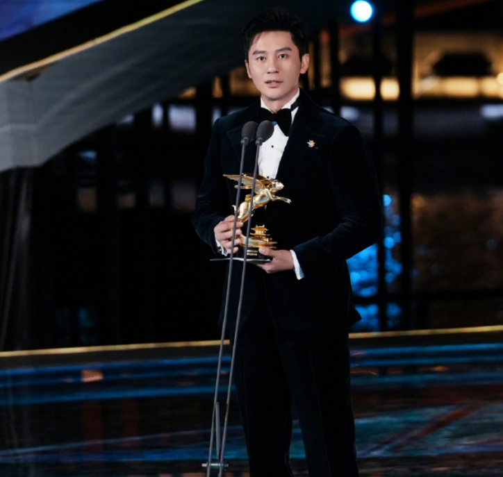 李晨称女生是累赘，道歉被指脱口而出最真实，6段恋情44岁仍单身-李晨的感情