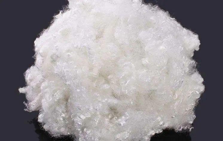 人造棉到底是什么“棉”？与纯棉有何不同？（人造棉又叫什么名字）