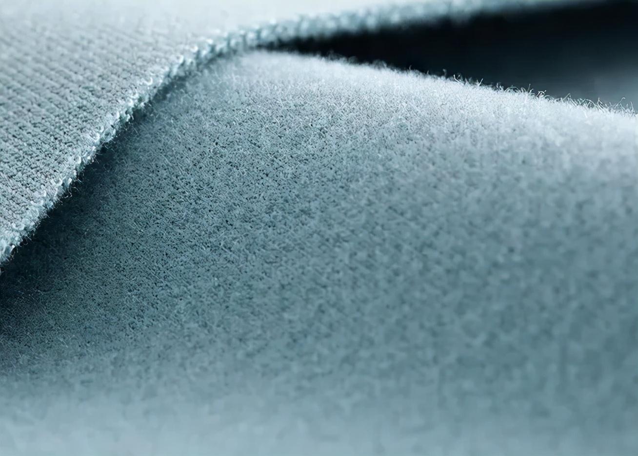 如何区分真假德绒？认清这3点才是关键，别再交“智商税”了（怎样区别真假德绒大衣视频）