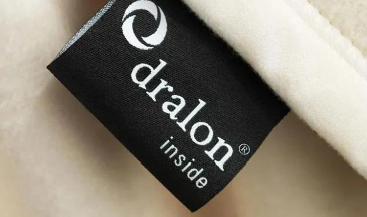 最近很火的「德绒」到底是什么面料？（德绒是一种什么材料）