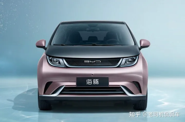 别急着买车！新能源车降价潮要来了！新型电池成本降低40%（新能源降价原因）