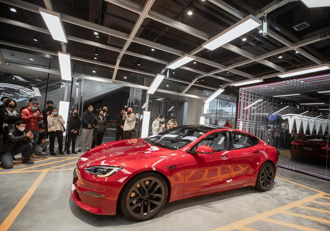 降幅最高9.1%！特斯拉宣布：这三款车型降价（特斯拉降价格最新消息）