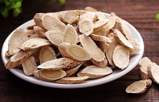 补药黄芪，三招自测，看你是否适合吃（黄芪补哪里）