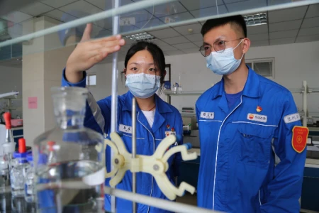 扬起高质量发展的风帆——兰州石化加快绿色低碳转型发展纪实-兰州石化产业投资集团有限公司