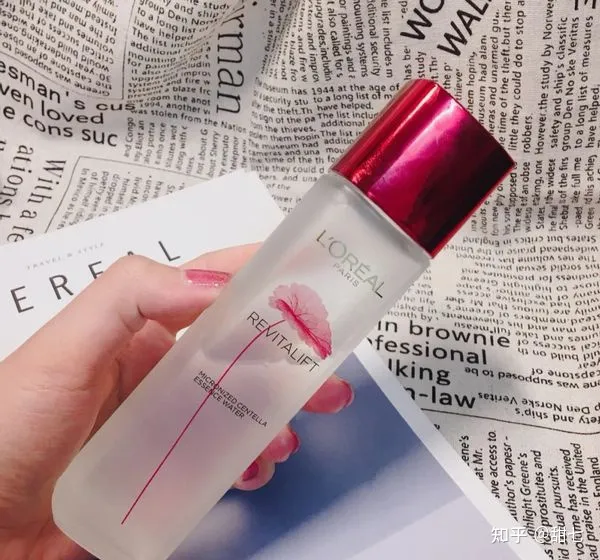 公认好用的5款“抗皱精华液”：雅诗兰黛吸收好，欧莱雅性价比高-抗皱用雅诗兰黛哪一款