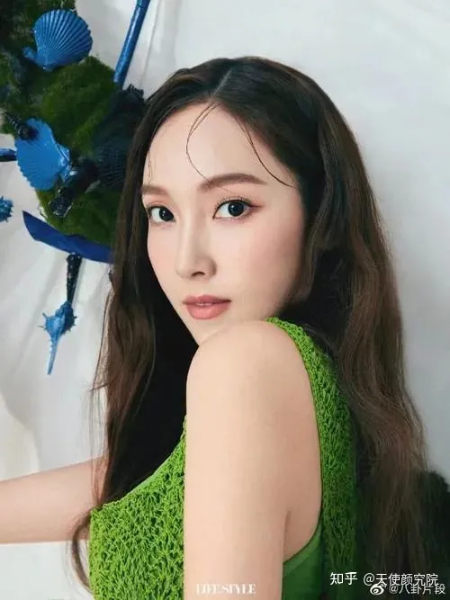 郑秀妍这段太蛊了吧！芒果台怎么能删了不播？？！（郑秀妍签约英皇）