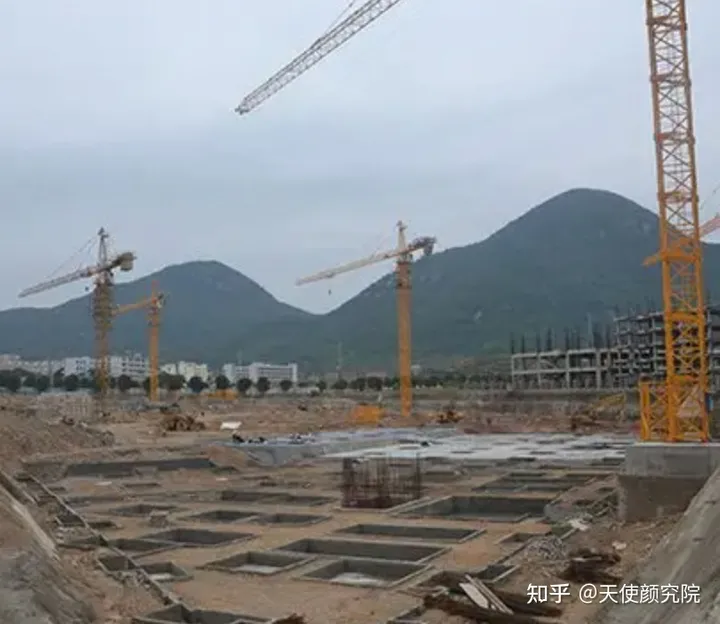 郑秀妍这段太蛊了吧！芒果台怎么能删了不播？？！（郑秀妍签约英皇）