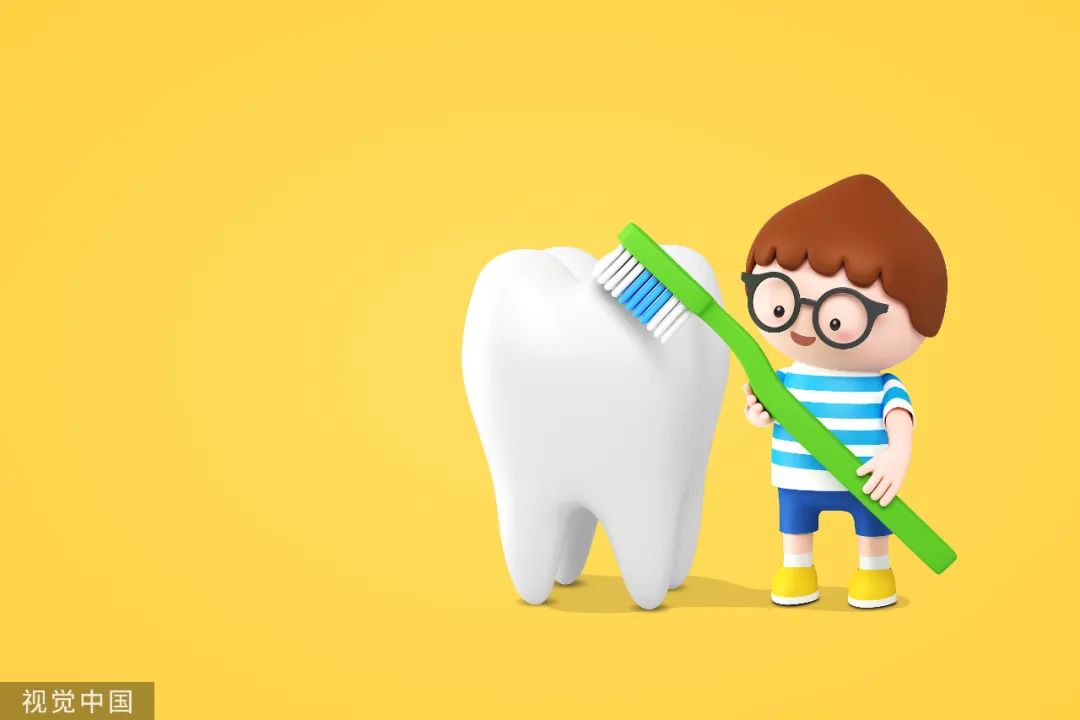 用牙膏就可以补牙洞？10岁女孩牙洞没补成，“损失”6颗牙！​（牙膏可以补裂缝吗）