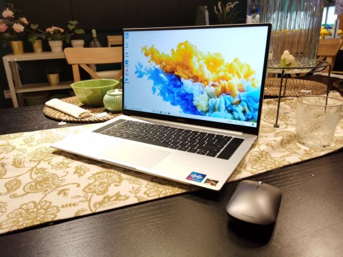 笔记本电脑性价比排行2020榜单介绍 满足你的全部需求-2021笔记本电脑性价比排行榜知乎推荐一下