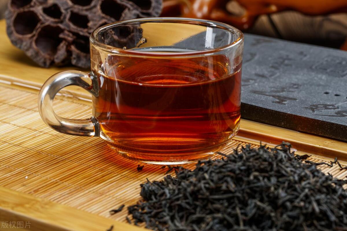 中国10大名茶排名，大红袍居首，龙井紧随其后，谁是第三昵？（中国的十大名茶排名）