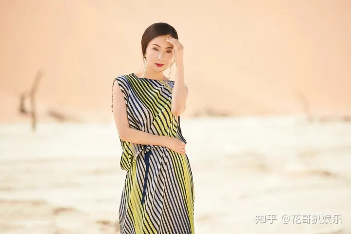 陶虹翻车之后，徐峥也被曝出，是TST公司支线红酒品牌的代言人（徐峥陶虹婚礼）