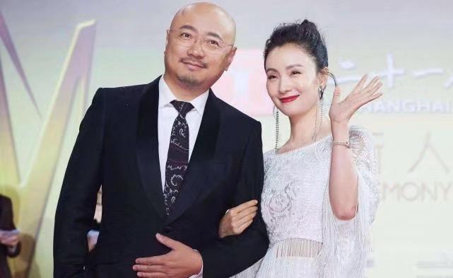 50岁徐峥露面，脸部浮肿状态差，妻子陶虹卷入张庭风波（徐峥和陶虹是初婚吗）