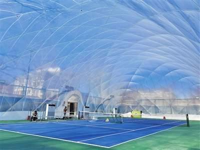 国内首座全透明气膜体育馆在太原建成，不久将向公众开放-气膜体育馆造价多少