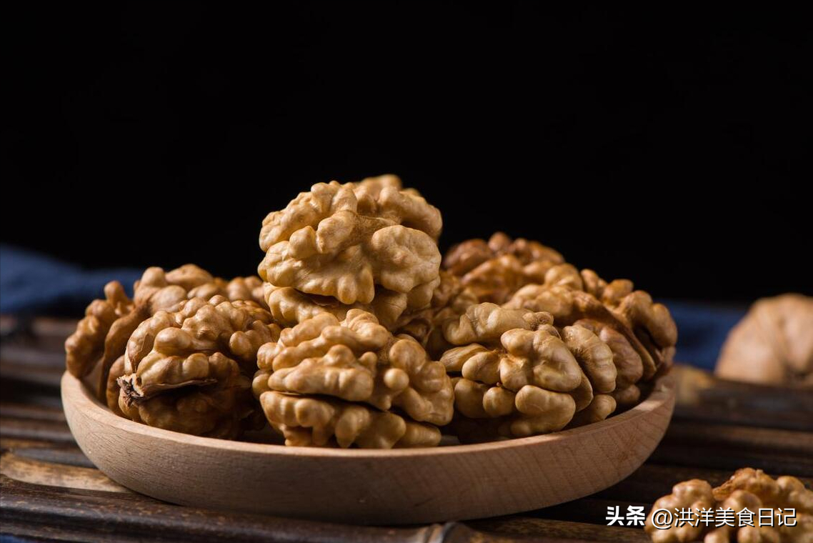 这5种“补脑”食物，要多给孩子吃，越吃越聪明，记忆力也提高了-孩子补脑子的食物有哪些