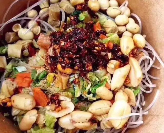 吃货福利！全民超爱的正宗重庆酸辣粉，6元一碗，足不出户享鲜辣酸爽！-正宗重庆酸辣粉怎么做