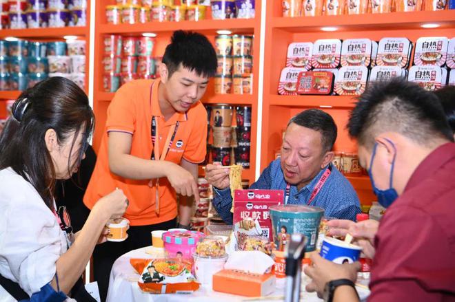 闪耀SIAL西雅展，嗨吃家向世界释放国货魅力！-闪耀暖暖微博