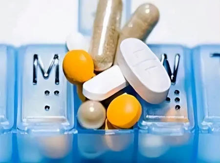 同样是高血脂，一人吃他汀，一人吃保健品，3年后结果有何区别-他汀类药物主要是降血脂,它还降血压吗?