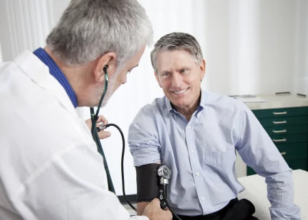 高血压、高血糖和高血脂：三高之间的复杂关系与健康管理-高血压,高血糖,高血脂哪个严重一点