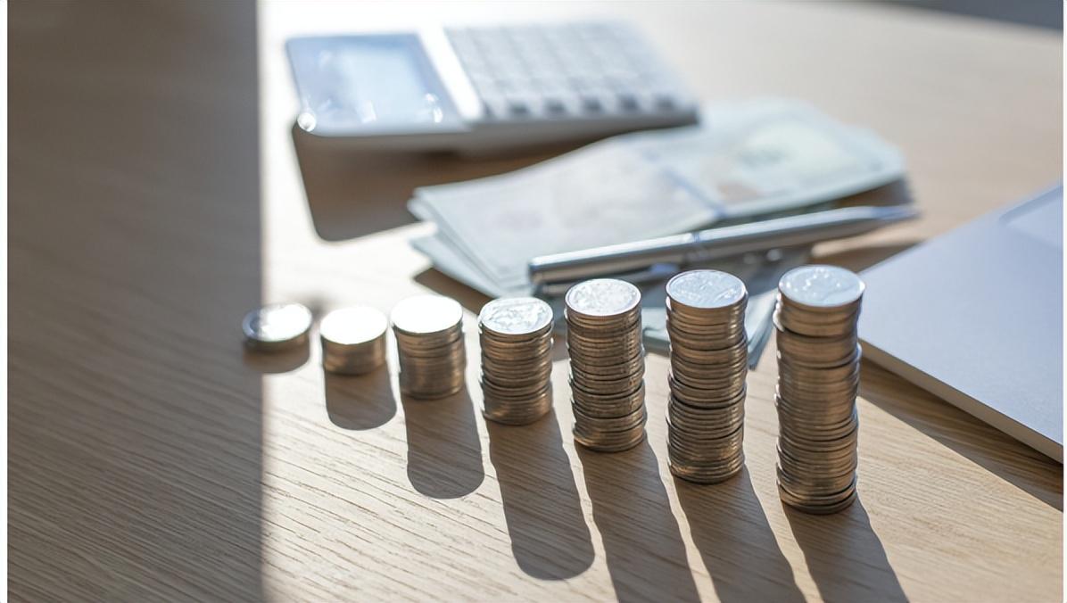 储户们注意：这【5个银行】出现问题，已被官方点名批评！（几家银行被点名）