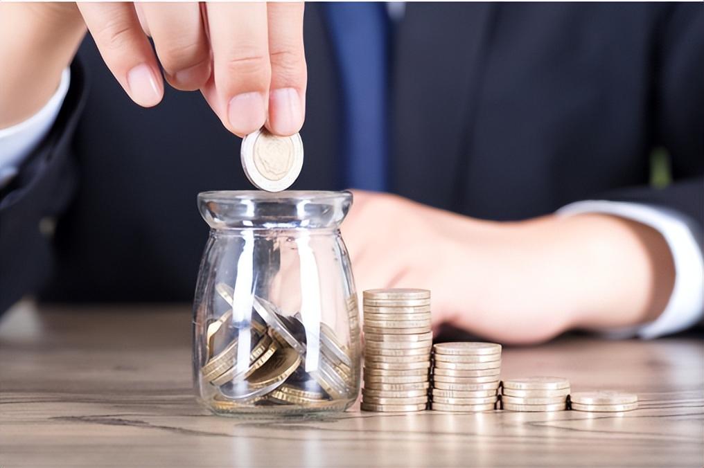 储户们注意：这【5个银行】出现问题，已被官方点名批评！（几家银行被点名）