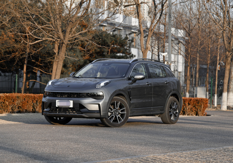 20万提了辆全新领克01，开了850公里，老司机说出真实感受-全新领克01怎么样