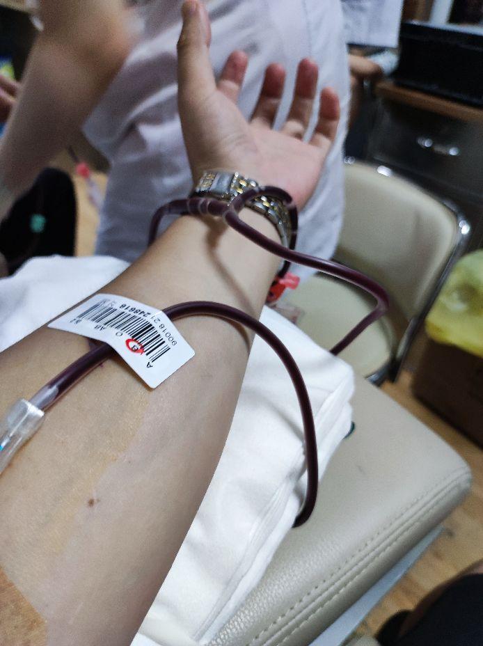 亲身体验，无偿献血300ML前因后果，感受和想法（无偿献血400ml）