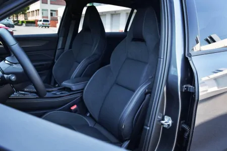 为用户构建起一道生命防线，领克01凭何成为家用SUV的可靠首选？-领克01系列