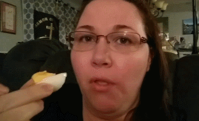 250斤的女生尝试鸡蛋减肥法，每天单吃鸡蛋，3天减轻了6斤（鸡蛋减肥法每天吃几个）