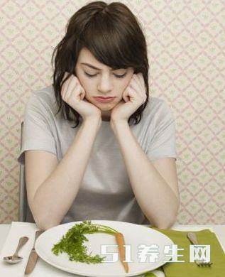 连续30天不吃晚饭，能瘦多少斤？看完之后，再考虑要不要节食减肥（坚持20天不吃晚饭会瘦吗）