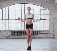 倩狐减肥：每天跳绳1000下，30天能瘦多少斤？（每天跳绳1000下有什么好处）