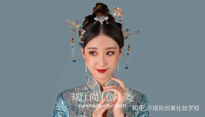 化妆学校哪所化妆学校口碑比较好？推荐一所适合你的化妆培训学校-化妆学校哪家比较好学