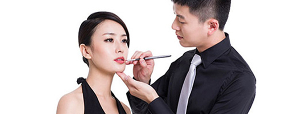 初学者怎样学习化妆，先知道什么是正确的化妆步骤吧-如何化妆初学