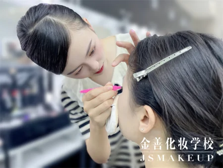 学美妆哪家学校好？不妨看看这三家！-比较好的美妆学校