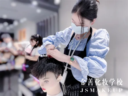 长沙化妆学校排名前十？这三家位列前三！-长沙十大化妆学校排名