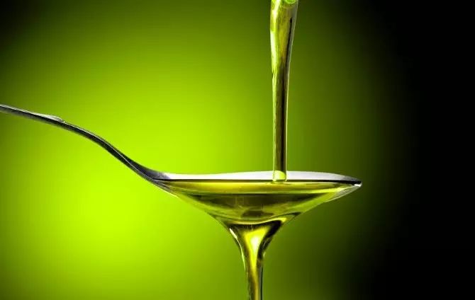 喝咖啡加什么都可以，别加奶精！-咖啡加哪种奶比较好