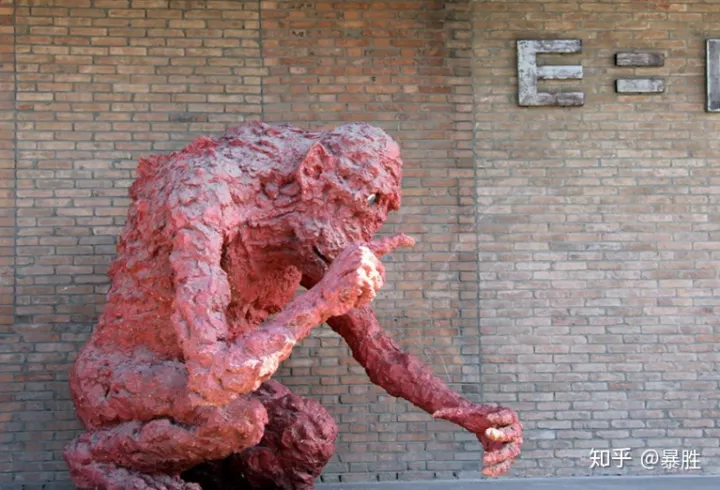 798艺术区，一块神奇的地方，是艺术的前沿还是疯子的天堂-798艺术区攻略参考路线