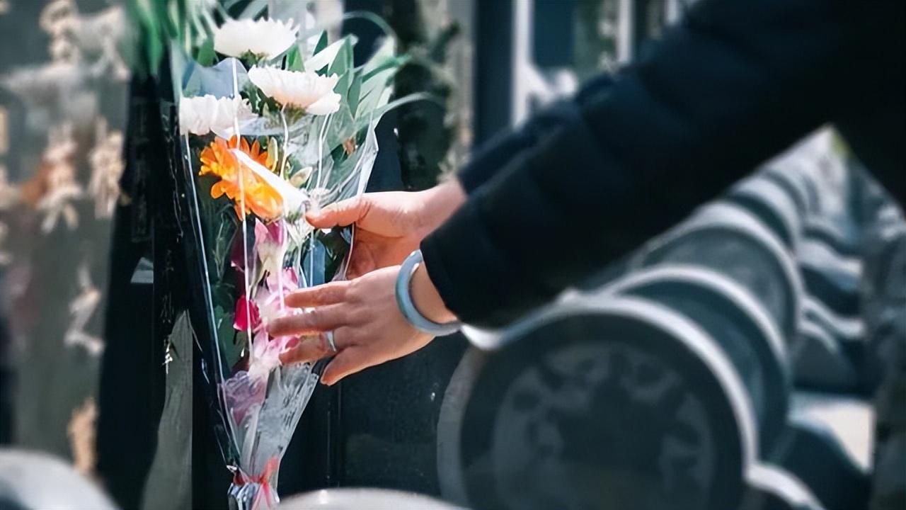 今年清明不一般，老人说：“清明碰闰月，上坟三注意”，注意啥？（今年清明当天上坟好吗）