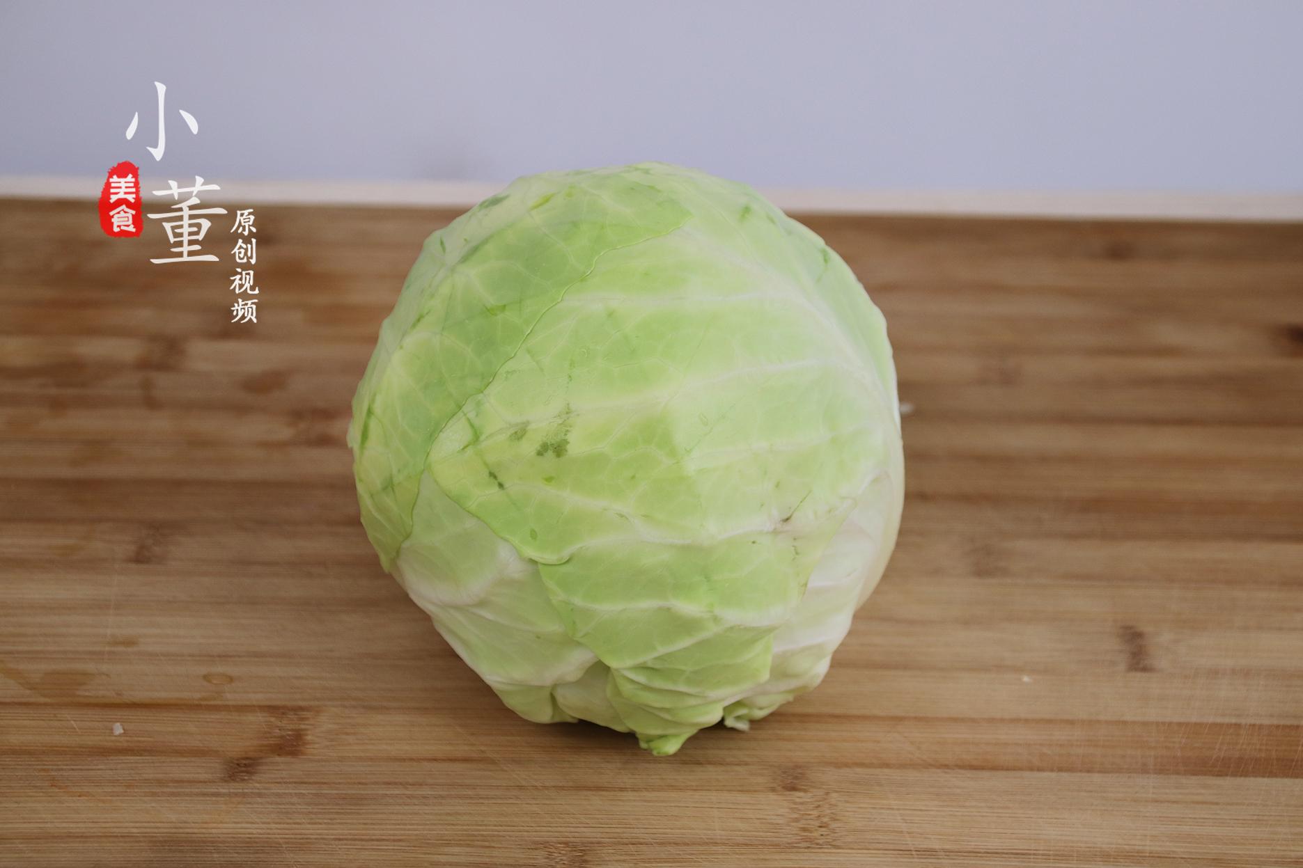 1颗包菜，简单易炒，酸辣开胃又下饭，老婆隔三差五就要吃-包菜怎么炒更好吃视频