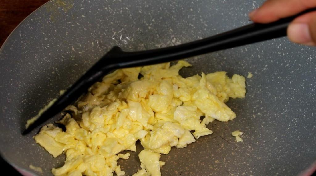 炒包菜时，很多人忽略了这一步，难怪出锅不香不脆不入味-请问炒包菜怎么炒