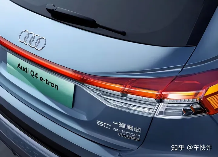 快评观点：奥迪广告文案抄袭事件，背后隐藏了什么？（奥迪的广告）